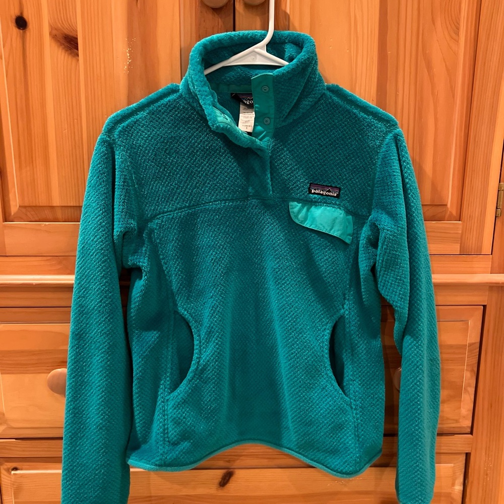 Like new Patagonia women’s sweatshirt size S
